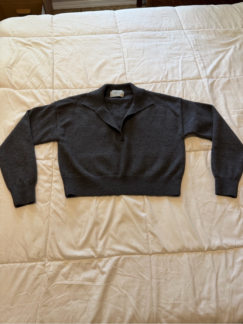 Wilfred Charcoal Cropped V-Neck Collared Sweater
